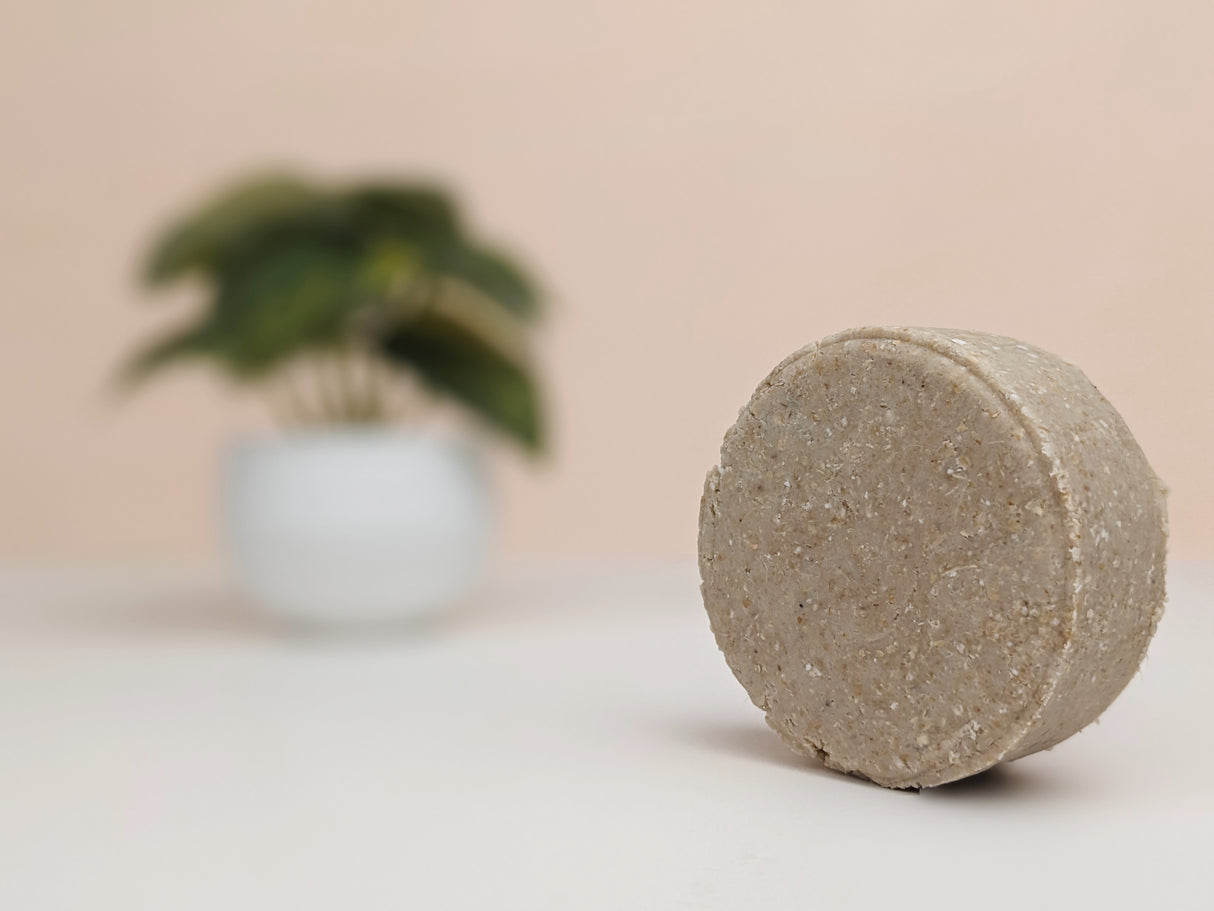 Soothing Oat & Coconut Shampoo Bar